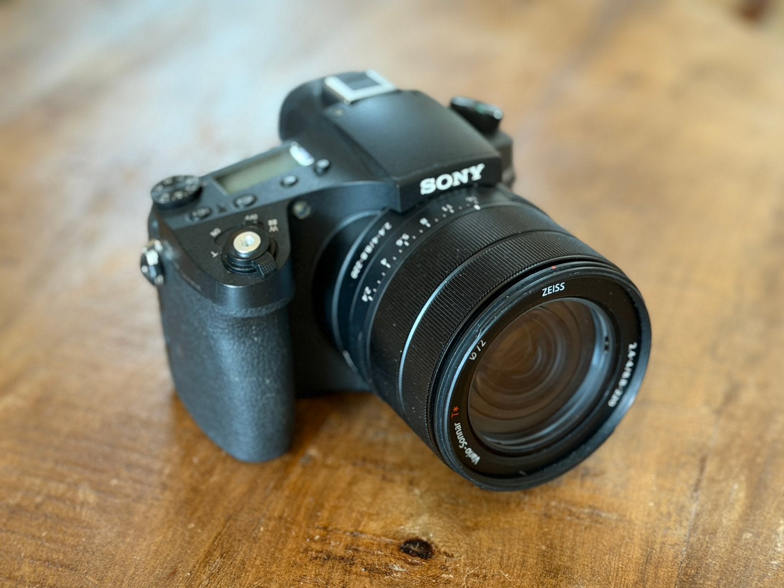 Sony RX-10 IV. Perfecte staat. Incl 3x batterij., Audio, Tv en Foto, Ophalen of Verzenden, Zo goed als nieuw, Sony, 8 keer of meer