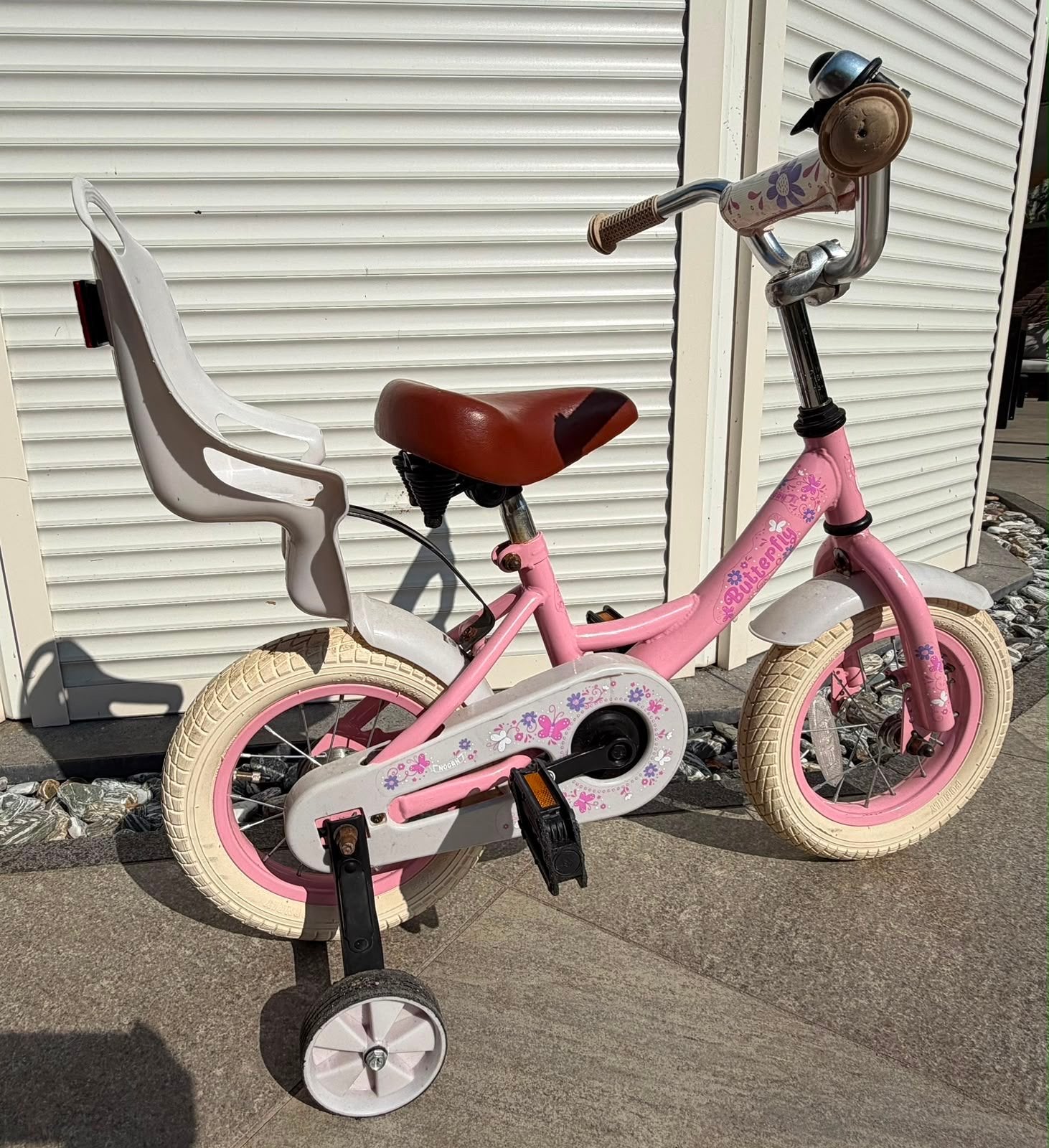 Nogan Butterfly kinderfiets roze met zijwieltjes, Ophalen, Terugtraprem, Zijwieltjes, Gebruikt