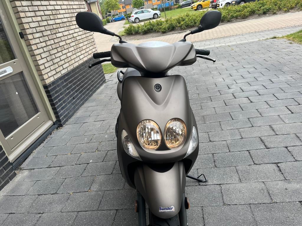 Yamaha Neo’s 4 takt 50cc (geel kenteken), Fietsen en Brommers, Scooters | Yamaha, Ophalen, Maximaal 45 km/u, Zo goed als nieuw