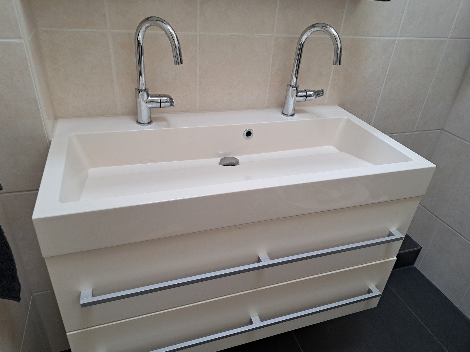 Dubbele wastafelmeubel met spiegelkast, Ophalen, Gebruikt, 50 tot 100 cm, Minder dan 100 cm
