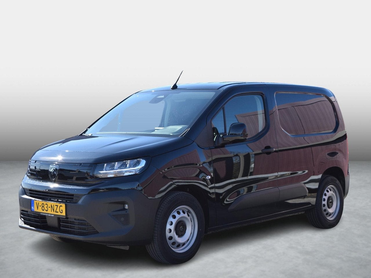 Peugeot e-Partner L1 50 kWh | warmtepomp | achteruitrijcamer, Gebruikt, 1649 kg, Zwart, Origineel Nederlands