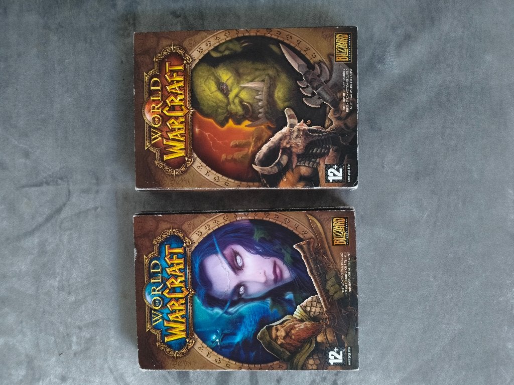 World of Warcraft bundel – 2 dozen – 8 discs, 1 speler, Refurbished, Ophalen of Verzenden, Eén computer