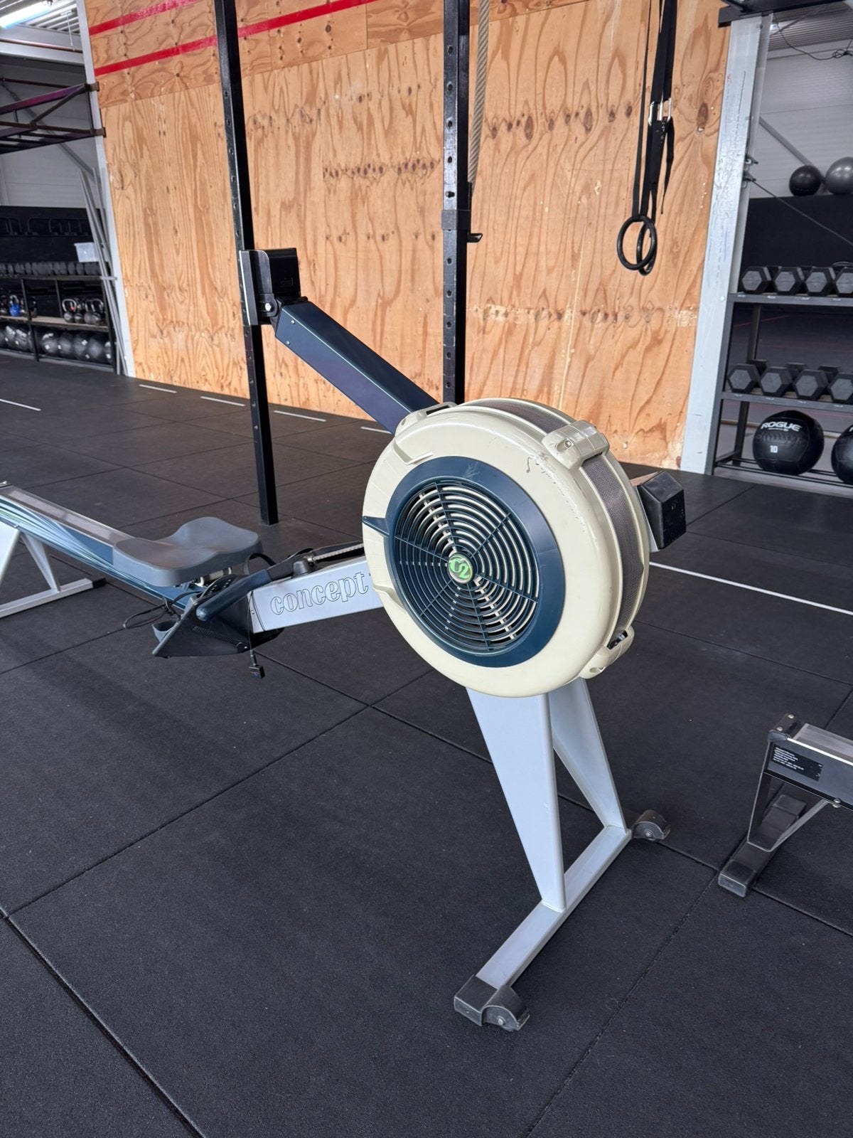 Foto 4 van Concept2 Model E RowErg roeimachine met werkende PM3 monitor