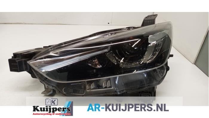 Koplamp links van een Mazda CX-3, Gebruikt, -, -, Mazda