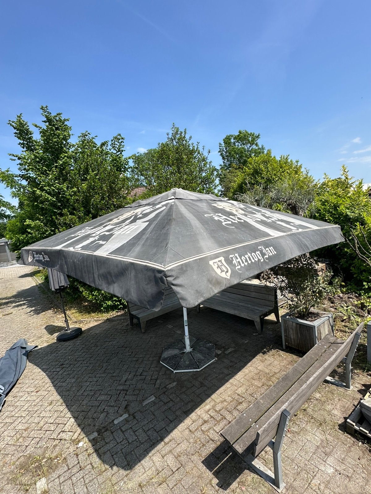 Verschillende parasols, Ophalen, Verstelbaar, Zo goed als nieuw, Parasolvoet