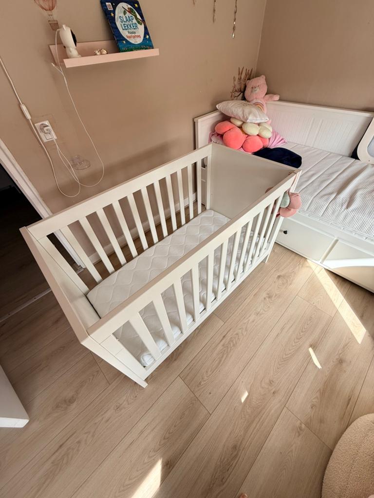 Bopita ledikant met matras, Kinderen en Baby's, Babywiegjes en Ledikanten, Ophalen, Gebruikt, Ledikant