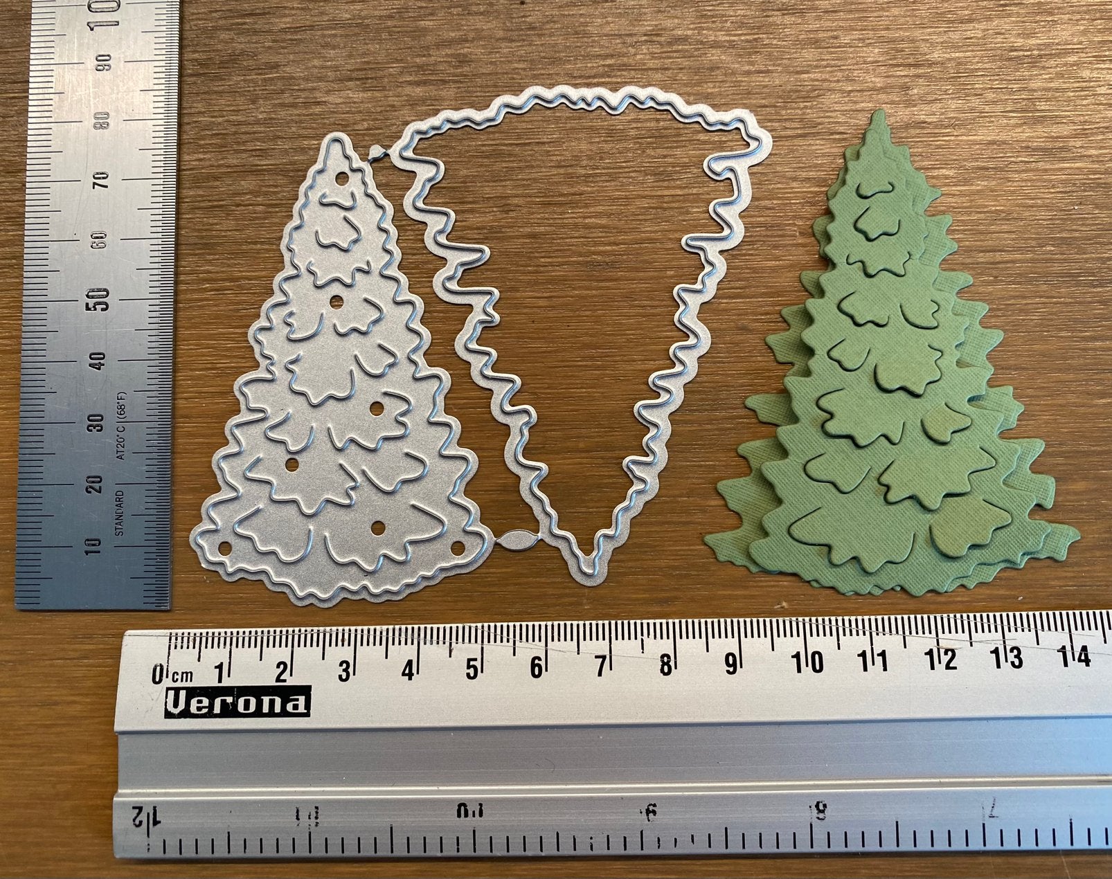 Snijmal Kerstbomen met 3D effect, Ophalen of Verzenden, Nieuw, Kerst, Pons of Mal