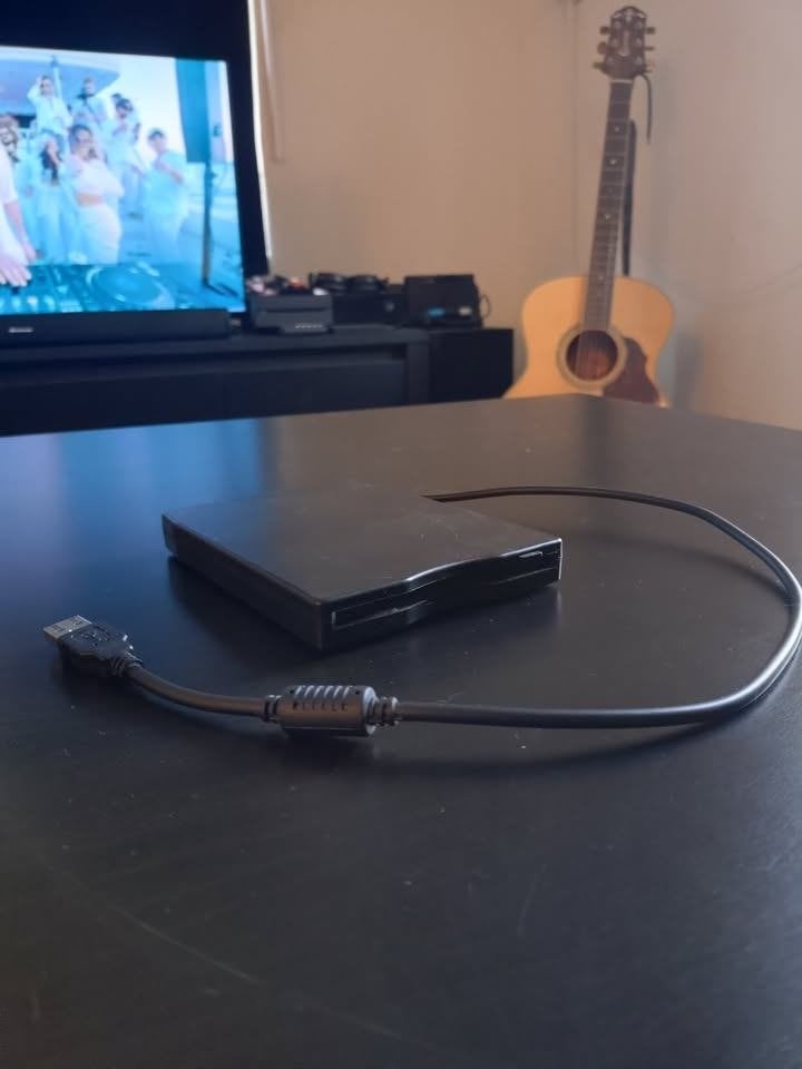 Floppie reader USB, Ophalen, Zo goed als nieuw