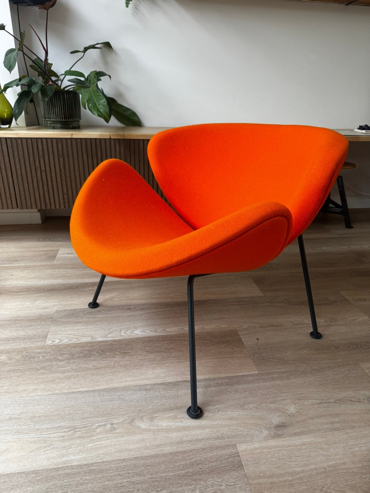 Artifort Orange slice stoel, 75 tot 100 cm, Ophalen of Verzenden, Zo goed als nieuw, Stof