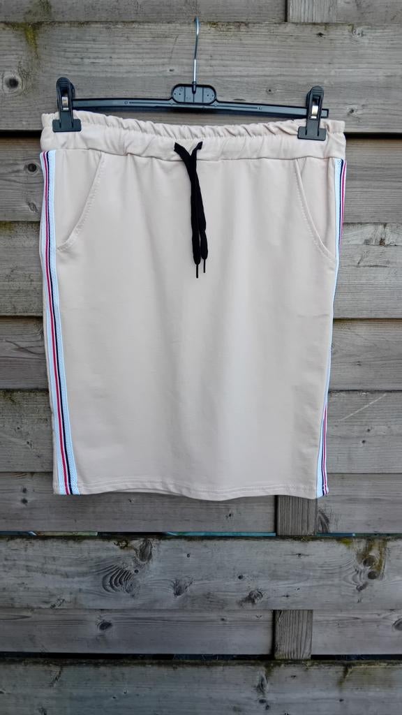 Ambika rok,38, Maat 38/40 (M), Beige, Nieuw, Ophalen of Verzenden