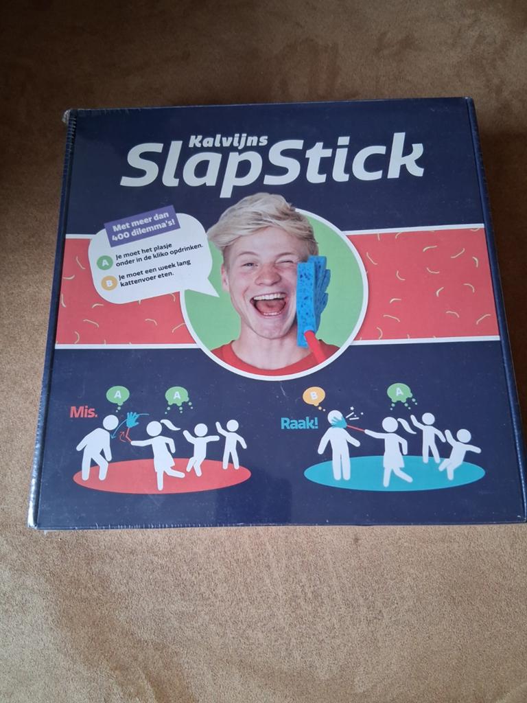 Kalvijn's SlapStick Dilemma Spel - Nieuw in Verpakking, Vijf spelers of meer, Ophalen of Verzenden, Nieuw, Identity Games