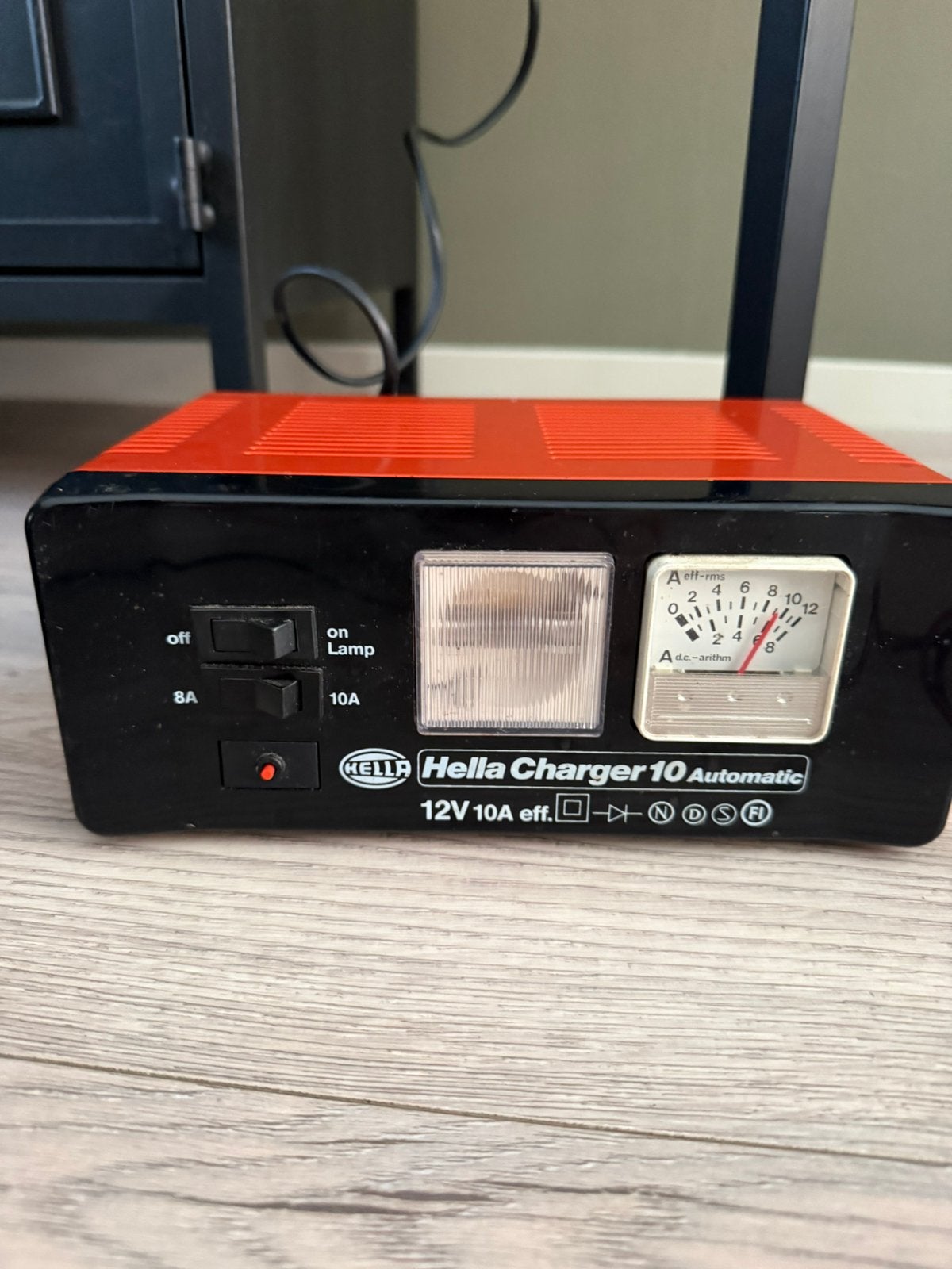 Hella Charger 12v 10A, Ophalen of Verzenden, Gebruikt