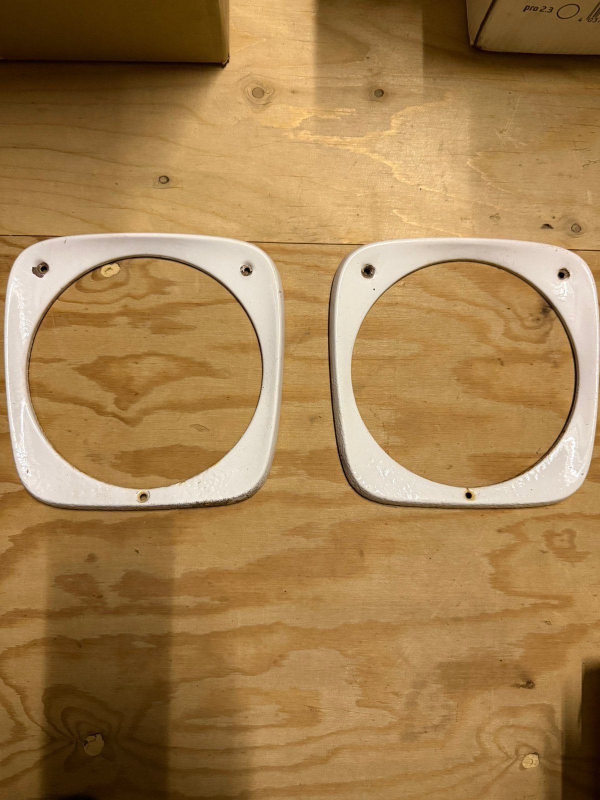 Te koop 2 x koplamp afdekking Chevy pick up truck/paneltruck, Ophalen of Verzenden, Nieuw, Chevrolet