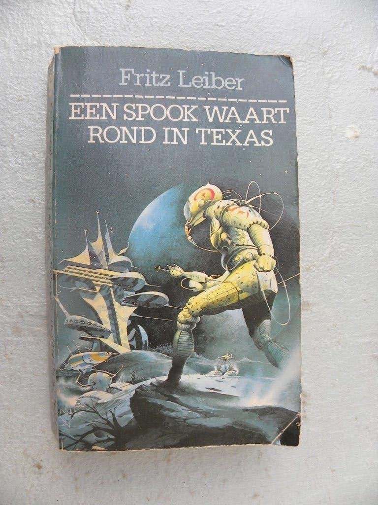 Een spook waart rond in Texas, Fritz Leiber, Boeken, Ophalen of Verzenden, Gelezen