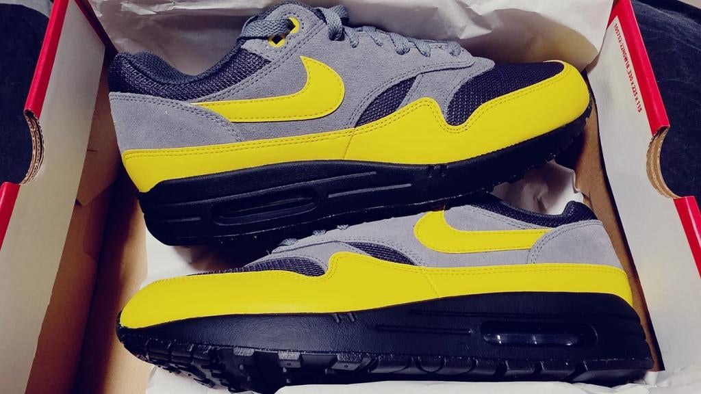 Nike air max 1, Batman, Black Opti Yellow., Overige kleuren, Nike, Nieuw, Ophalen of Verzenden