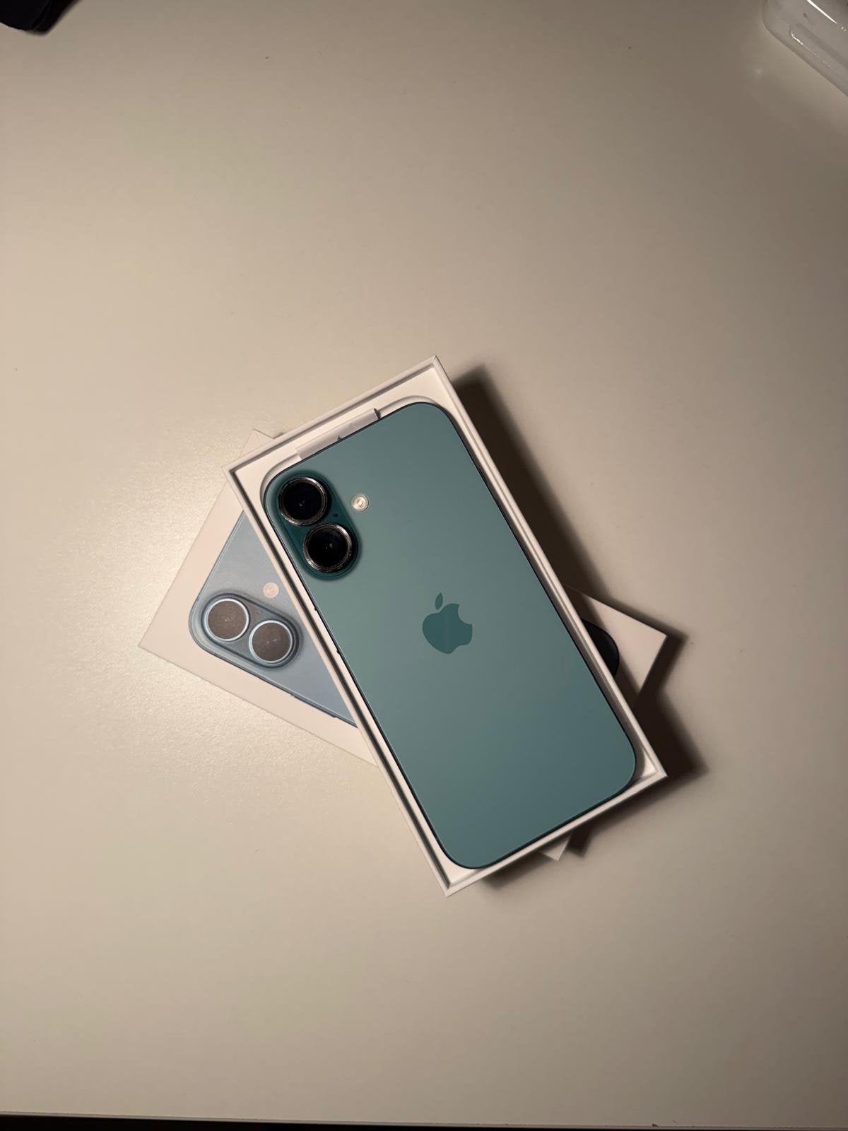 Te koop Iphone 16, Ophalen, 128 GB, Blauw, IPhone 16