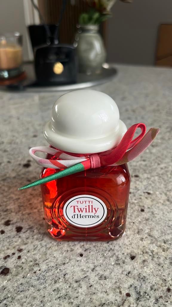 Hermes Tutti Twilly 85 ml Eau de Parfum, Sieraden, Tassen en Uiterlijk, Uiterlijk | Parfum, Ophalen of Verzenden, Nieuw