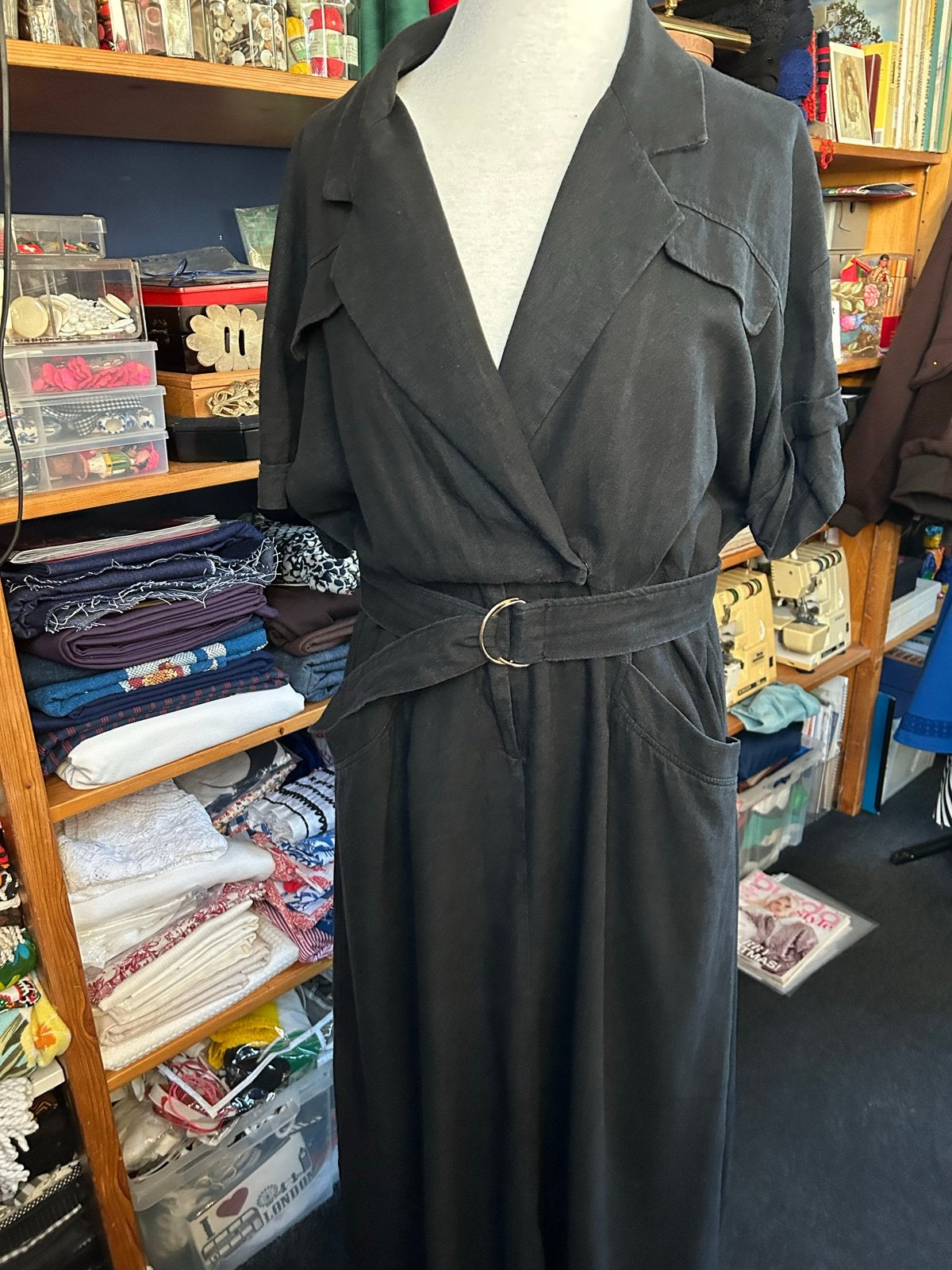 Zwarte katoen linnen jurk Zara Maat 42, Kleding | Dames, Ophalen of Verzenden, Zo goed als nieuw, Maat 42/44 (L), Zwart