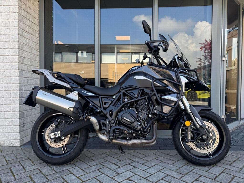 Benelli TRK 702 (bj 2025), Motoren, Motoren | Benelli, Overig, meer dan 35 kW, 2 cilinders, Motorrijbewijs A