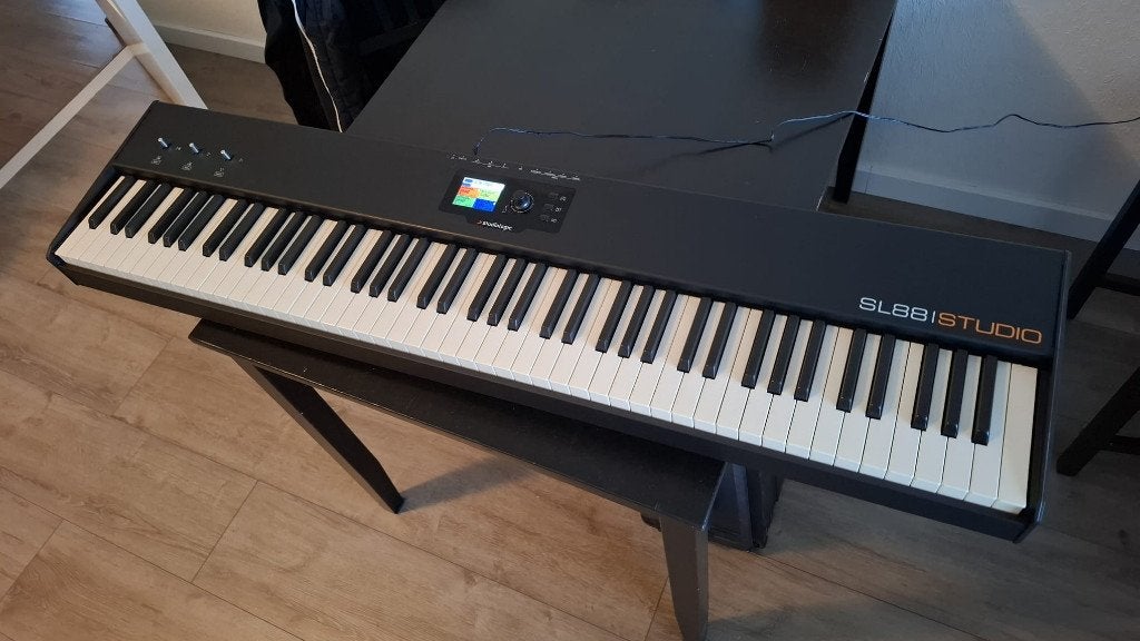 Studiologic SL88 Studio MK1, 88 toetsen, Zo goed als nieuw, Midi-aansluiting, Ophalen
