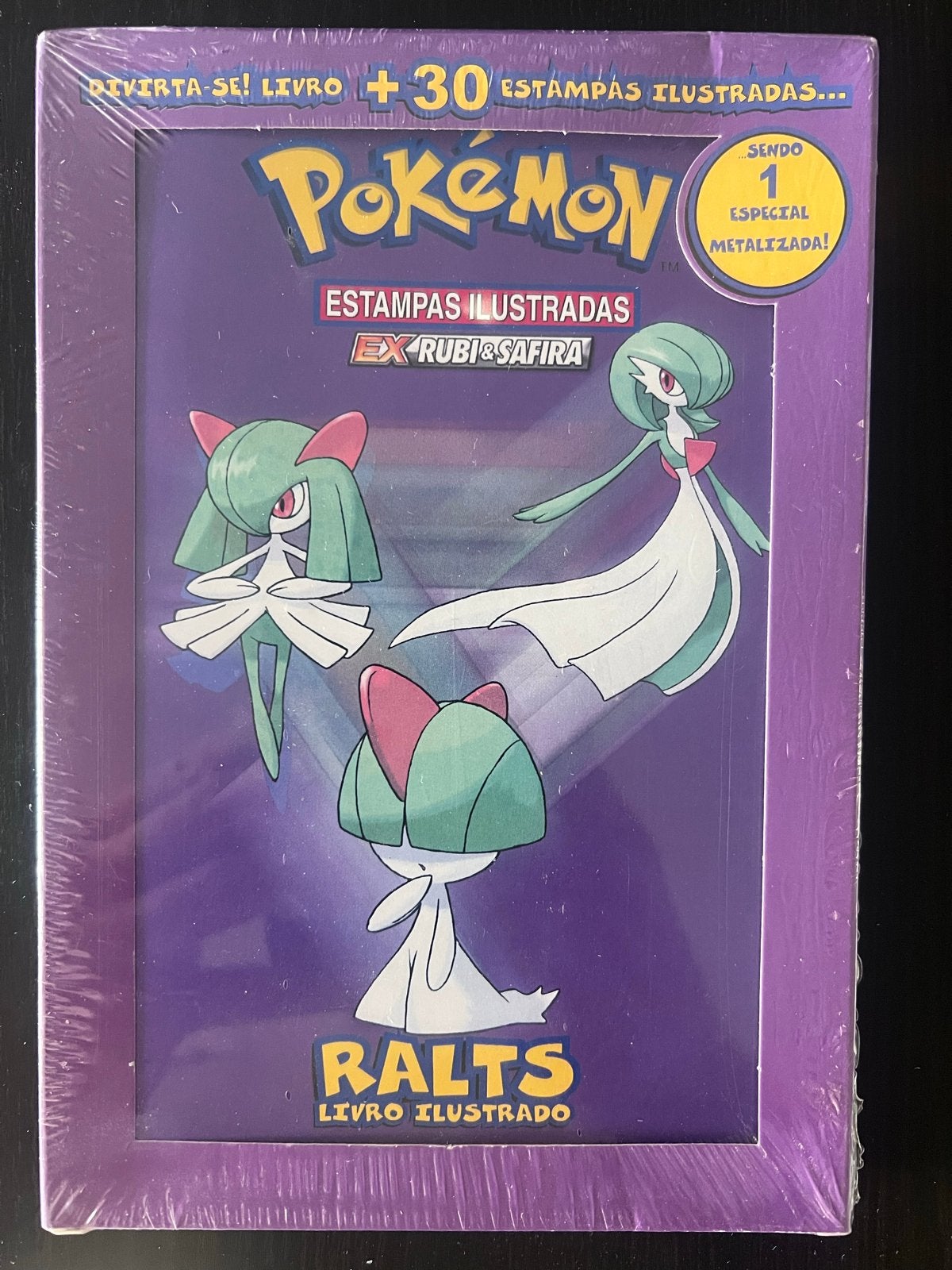 Gardevoir Pokémon Kaarten - Portugees - Nieuw in verpakking, Ophalen of Verzenden, Nieuw, Meerdere kaarten, Foil