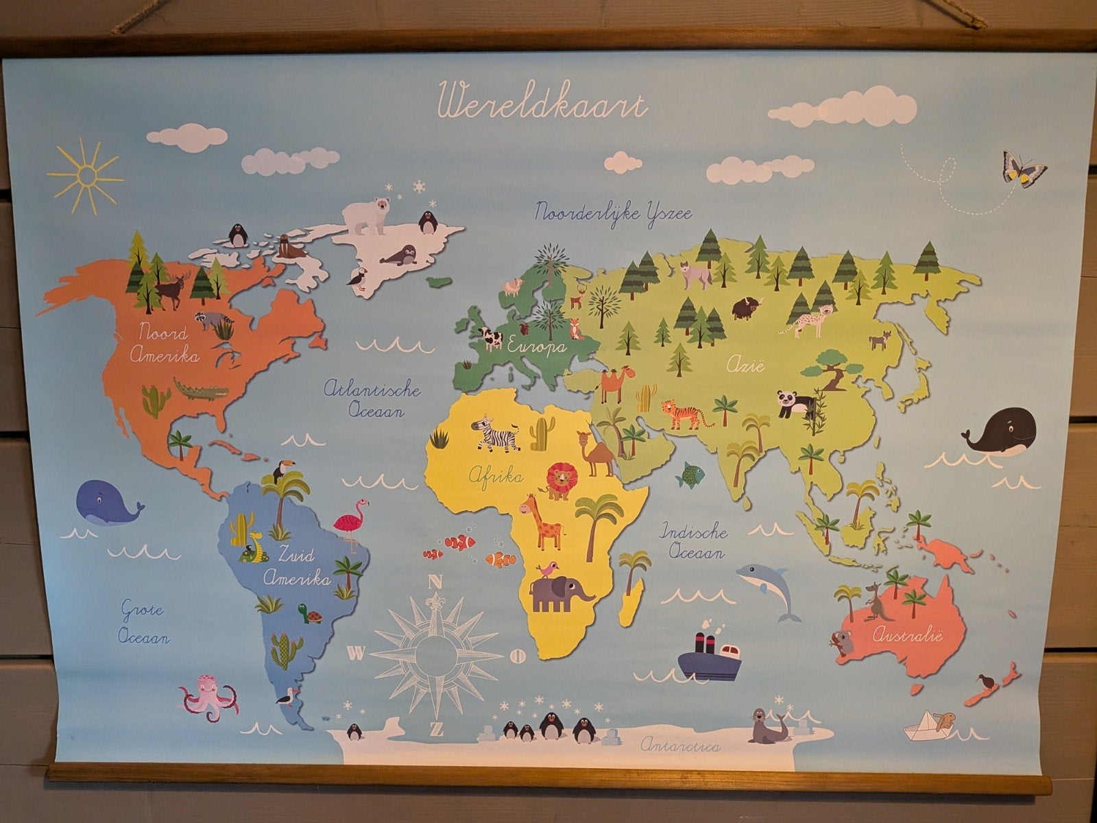 Wereldkaart / Wanddecoratie voor Kinderkamer, Ophalen, Gebruikt, Hout, Meerkleurig