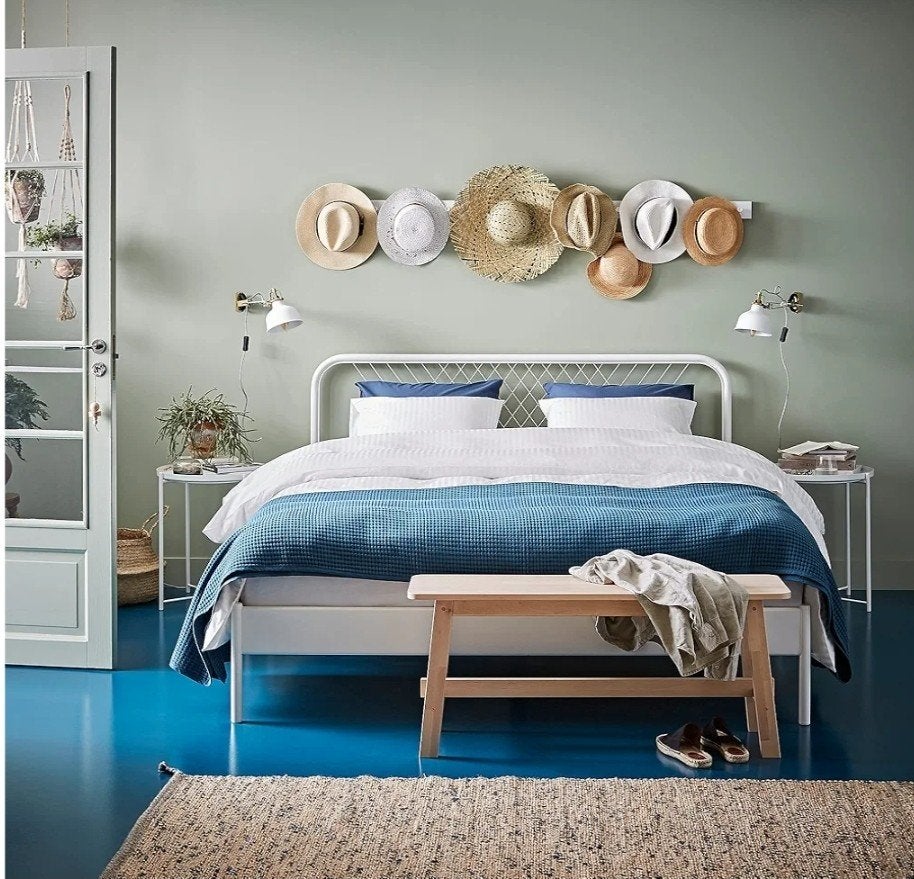 Ikea Nesttun bed 140x200 met matras, topper en beddengoed, Ophalen, Gebruikt, Wit, Tweepersoons