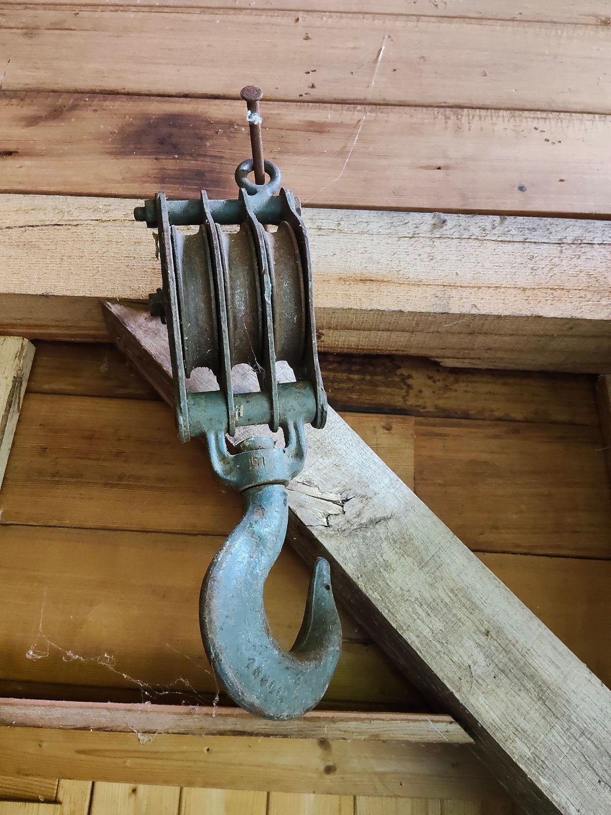 Antieke Katrol met Haak - Robuust en Decoratief, Ophalen of Verzenden