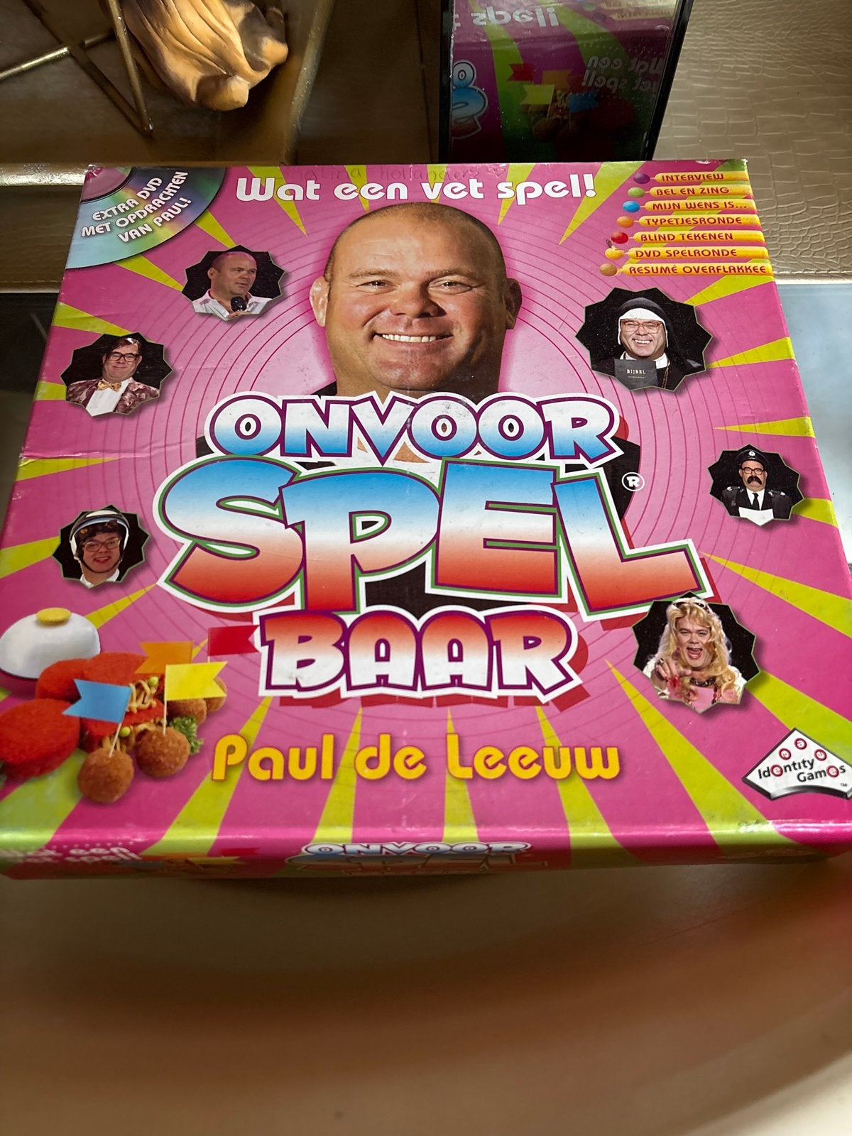 Onvoorspelbaar Paul de Leeuw Bordspel + DVD, Drie of vier spelers, Ophalen of Verzenden, Nieuw