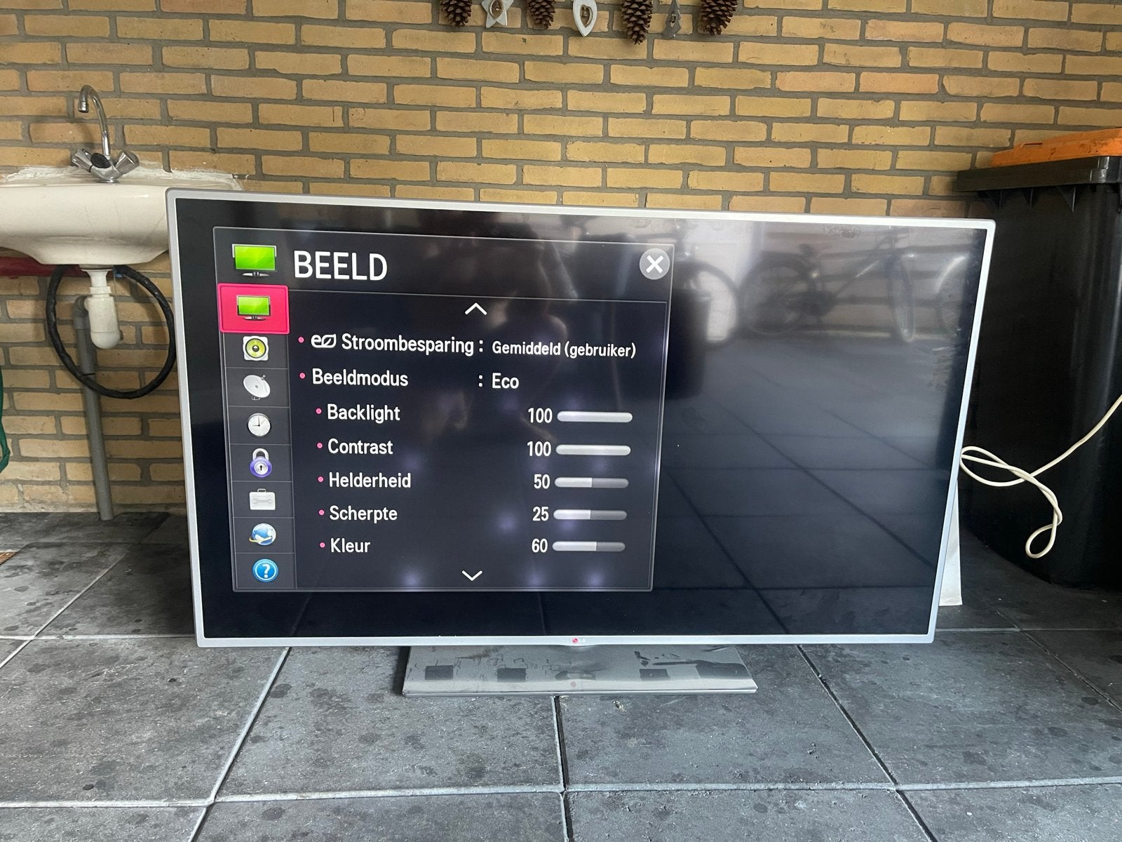 LG Smart TV - 155 cm Schermbreedte, Audio, Tv en Foto, Televisies, Ophalen, 50 Hz, 100 cm of meer, Full HD (1080p)