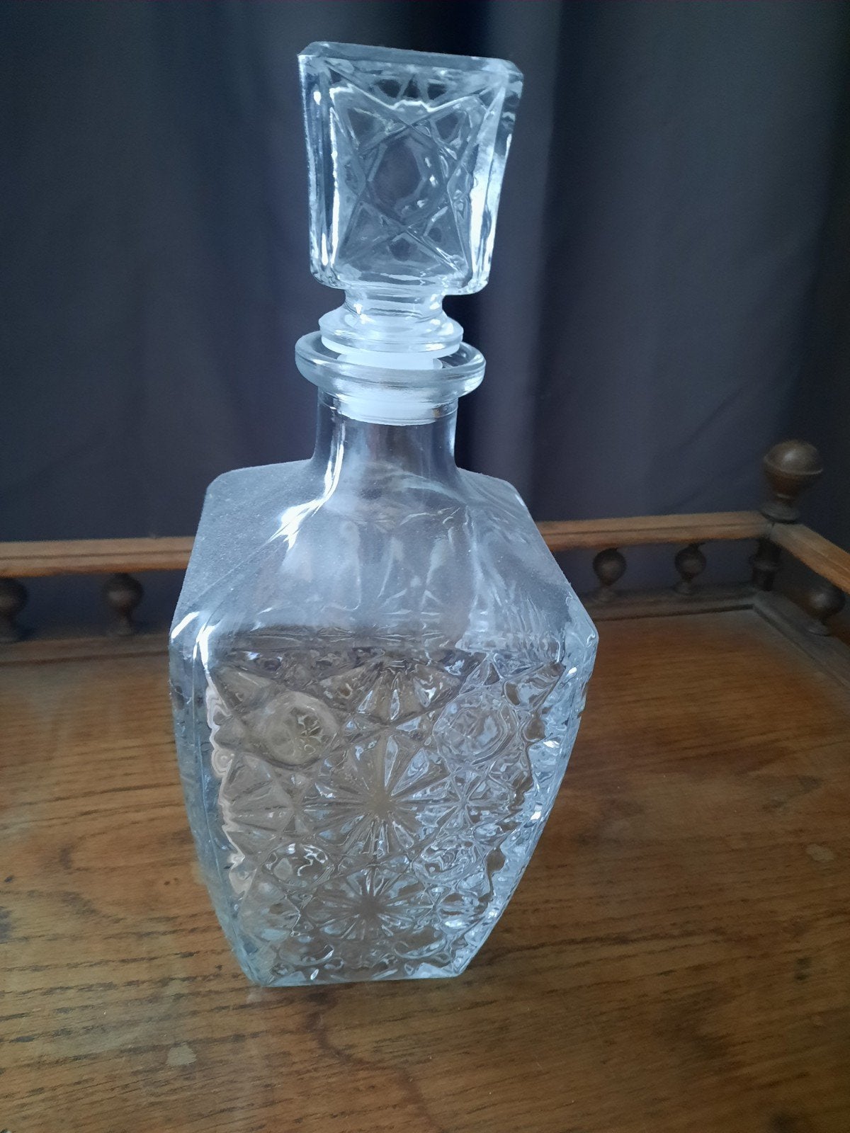 Mooie karaf met dop. 25Cm hoog. In zeer nette staat, Antiek en Kunst, Ophalen of Verzenden