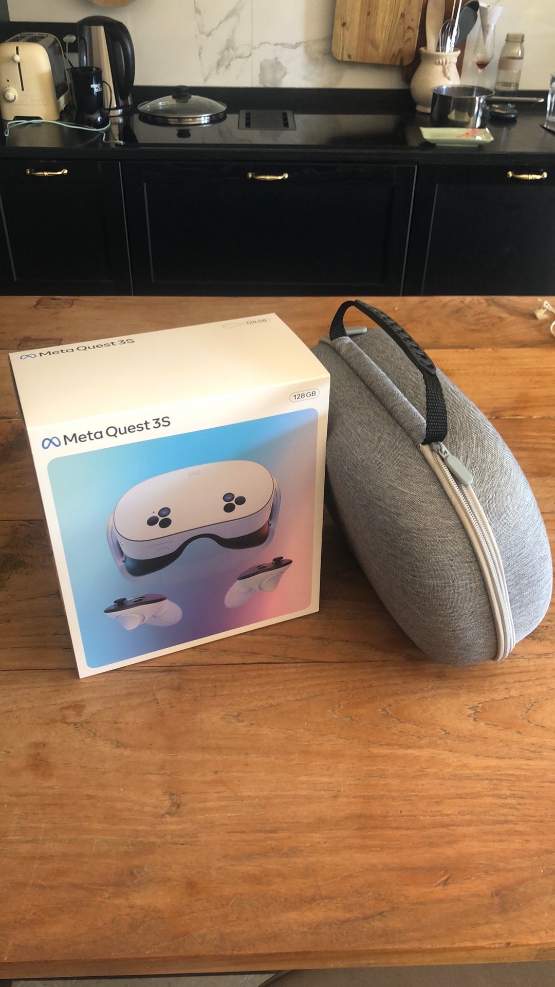 VR-bril met controllers en draagtas, Spelcomputers en Games, Virtual Reality, Ophalen, Zo goed als nieuw, VR-bril, Overige platformen
