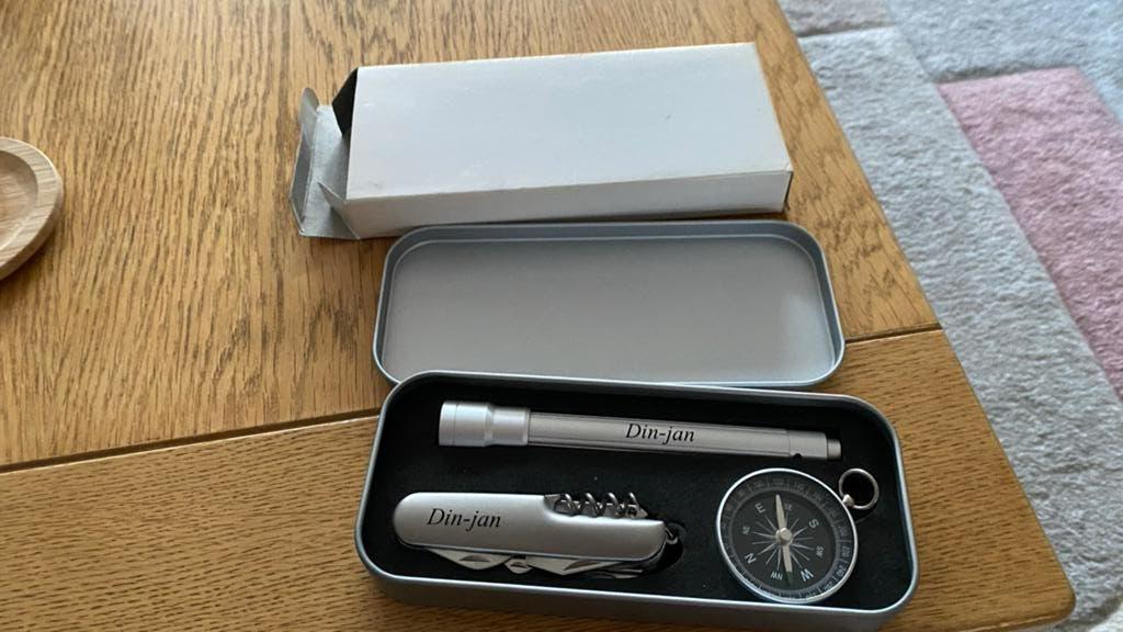 Outdoor Cadeauset: Zakmes, Zaklamp, Kompas in Blik, Ophalen, Nieuw