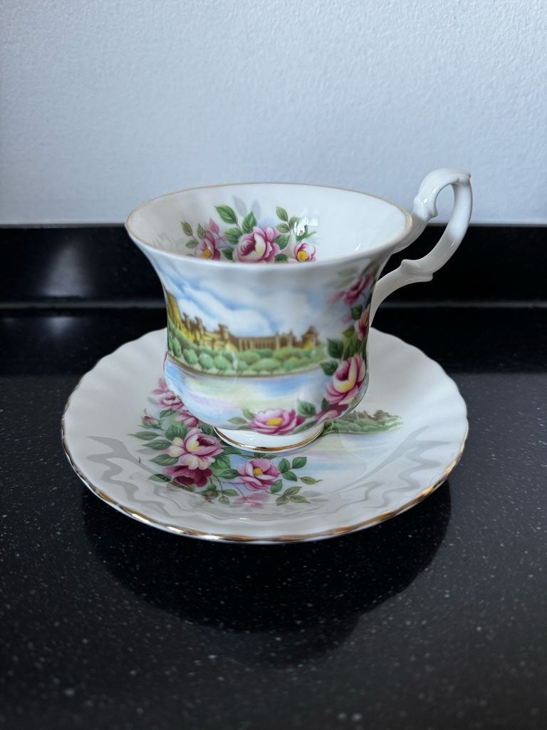 Royal Albert Englands Glory - Dameskopje, Ophalen of Verzenden