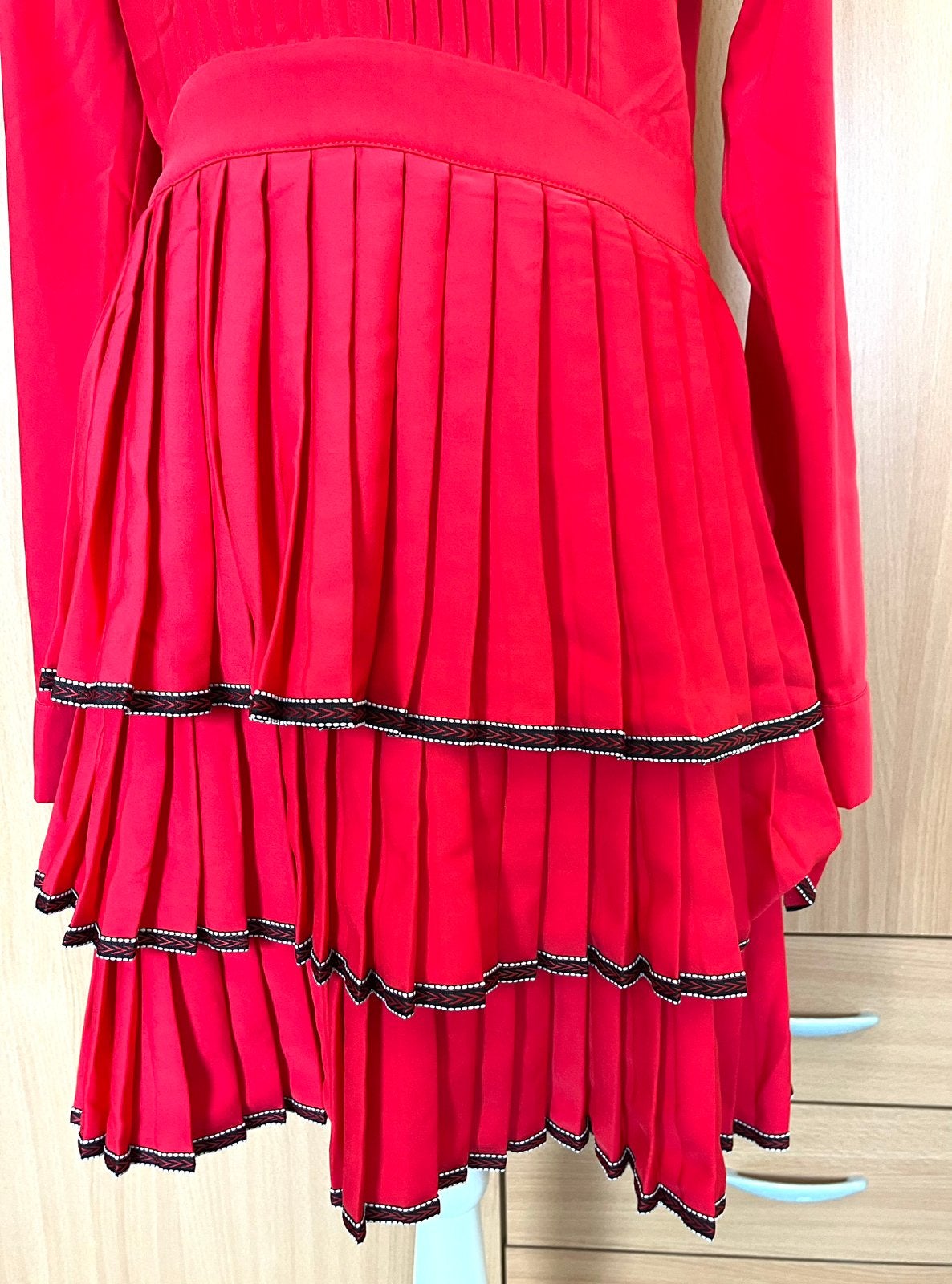 Nikkie rode jurk maat 36(v), Kleding | Dames, Jurken, Ophalen of Verzenden, Zo goed als nieuw, Maat 36 (S), Boven de knie