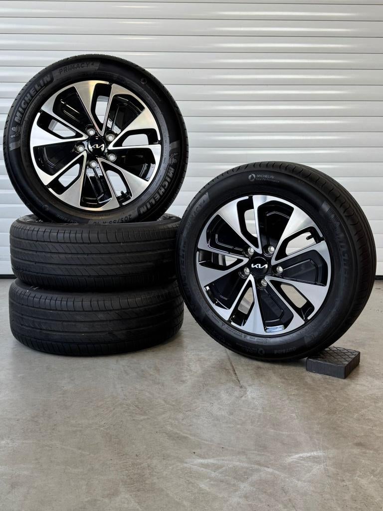 Kia Ceed (SW) Desgin Orginele Zomerset Set 16'', Ophalen, 16 inch, Banden en Velgen, 205 mm
