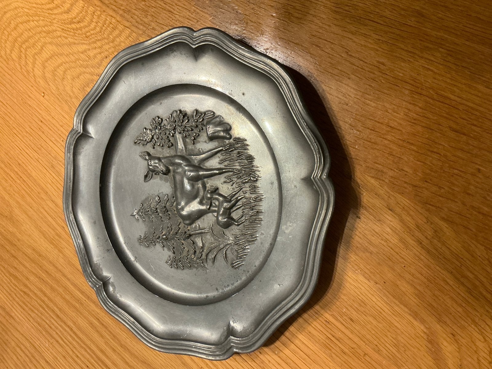Vintage tinnen wandbord met hertmotief, Antiek en Kunst, Ophalen