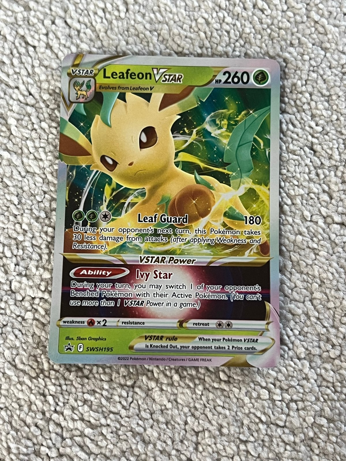 Leafeon VSTAR Pokémon kaart SWSH195 (Kleine kaart), Hobby en Vrije tijd, Verzamelkaartspellen | Pokémon, Ophalen of Verzenden