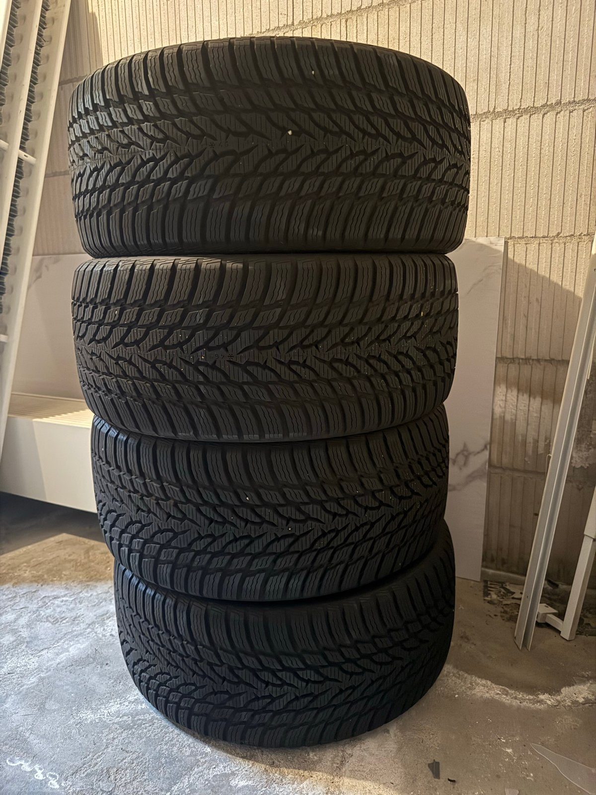 Nokian Snowproof 1 XL winterbanden – 235/35 R19 – 4 stuks, Auto-onderdelen, Banden en Velgen, Gebruikt, Winterbanden, 235 mm, Band(en)