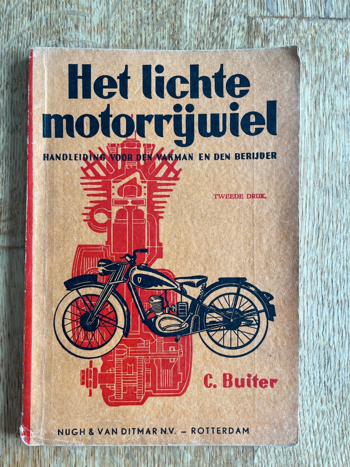 Het Lichte Motorrijwiel - Handleiding door C. Buiter (1946), Ophalen of Verzenden, Gelezen, Algemeen