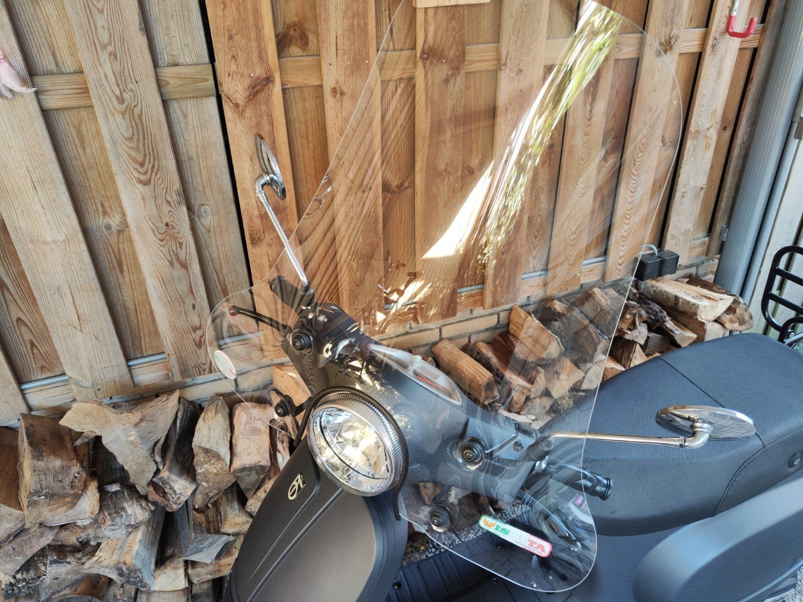 BTC Riva 45km/h Elektrische Scooter met windscherm, Fietsen en Brommers, Elektrisch, Zo goed als nieuw, Ophalen, Overige merken