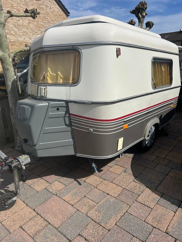 Keurige Eriba Puck Oldtimer caravan 33 jaar jong., Caravans en Kamperen, Caravans, Lengtebed, 500 - 750 kg, Eriba, Tot 4 meter