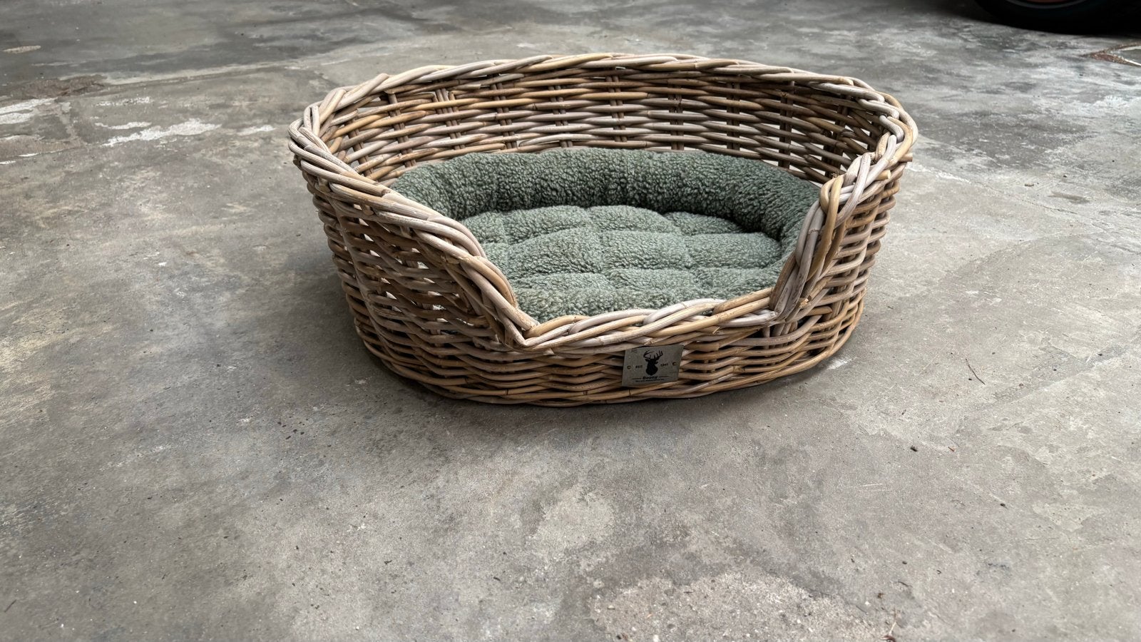 Hondenmand. Boony est1941 rotan hondenmand ovaal 60cm, Ophalen, Nieuw, Riet