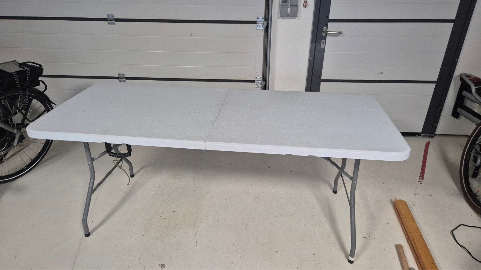 Opvouwbare campingtafel - Ideaal voor feestjes en events, Ophalen, Gebruikt, Praktisch en functioneel, 50 tot 100 cm