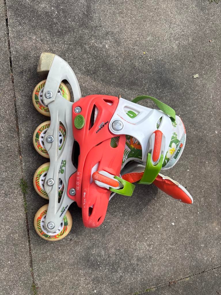 Nijdam inline skates 4 wielen - Maat 30-33, Ophalen of Verzenden, Verstelbaar, Gebruikt, Kinderen