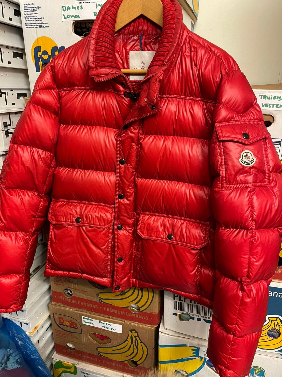 Vintage rode gewatteerde design Moncler winterjas dames, Ophalen of Verzenden, Zo goed als nieuw, Maat 36 (S), Rood