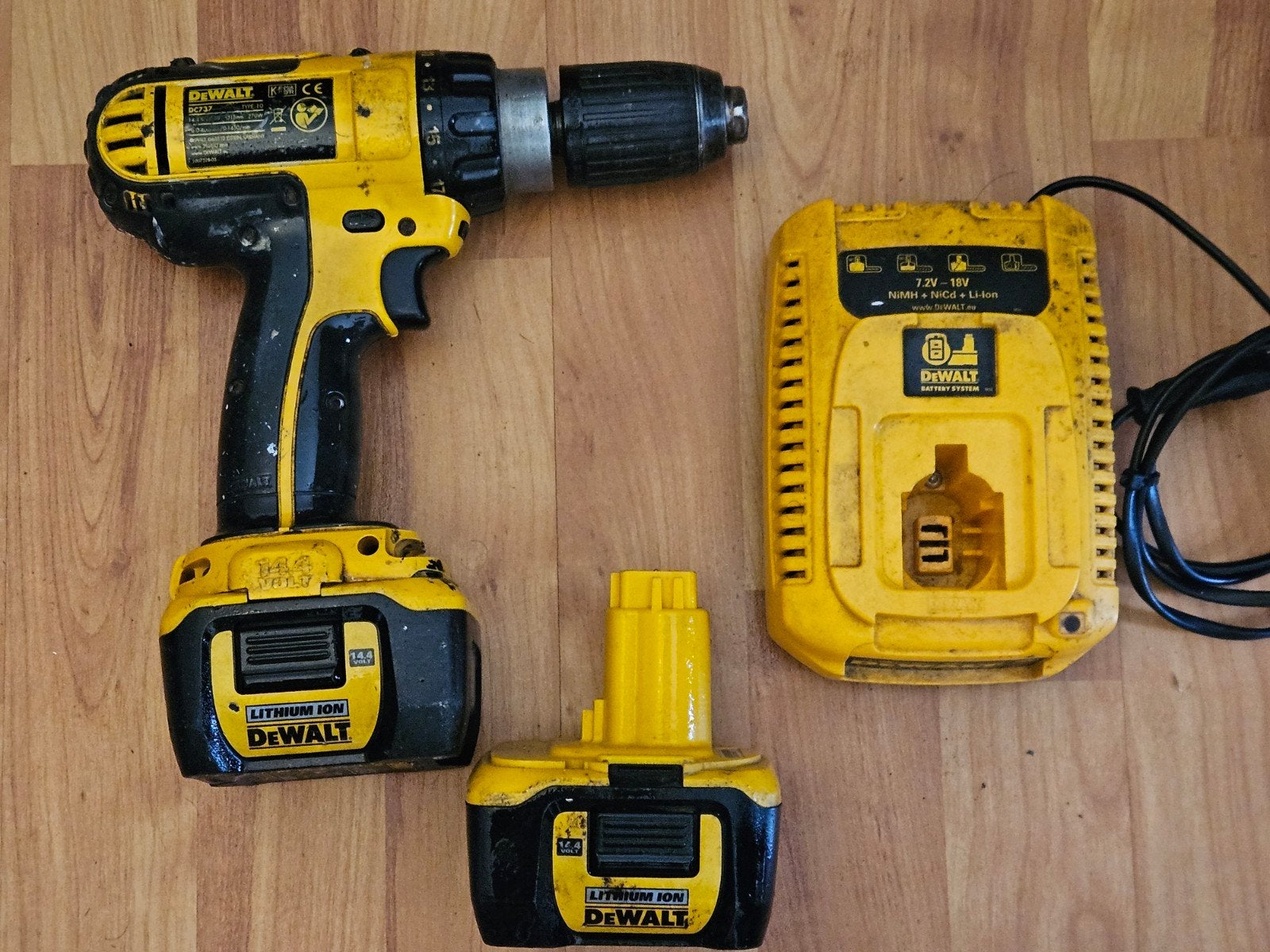 super werkende DEWALT klopbormachine voor 40 euro., Ophalen of Verzenden, Zo goed als nieuw, Boormachine