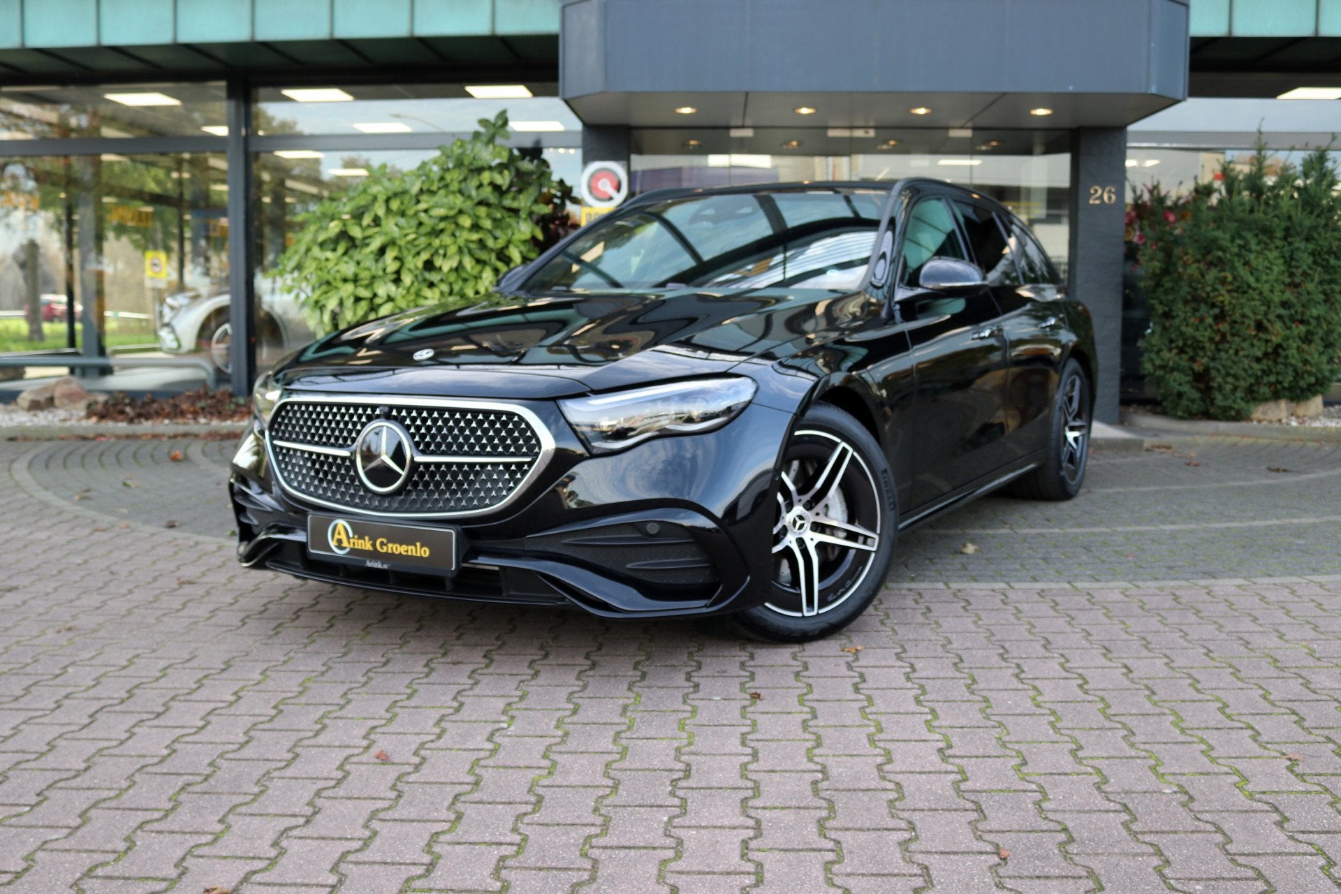 Mercedes-Benz E-Klasse Estate 300 e AMG Line Panoramadak, Ri, Automaat, Achterwielaandrijving, Gebruikt, 4 cilinders