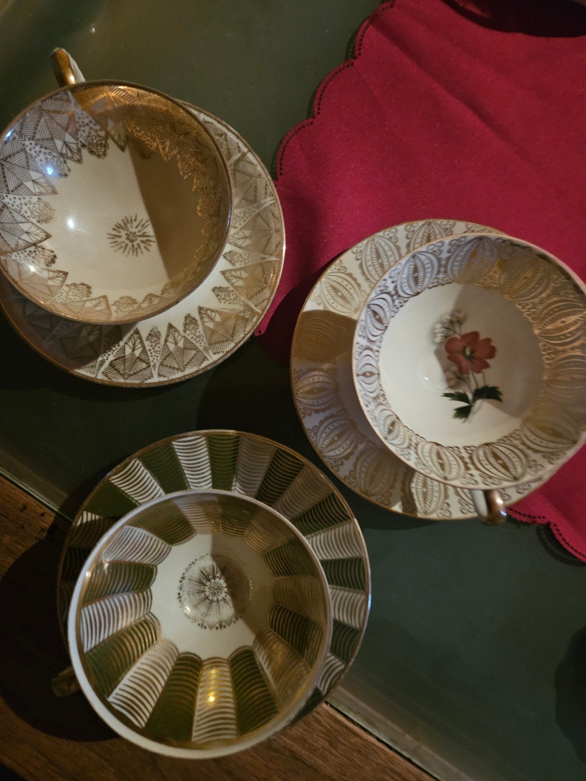 Vintage theekopjes met schotels - Goud en Groen, Ophalen