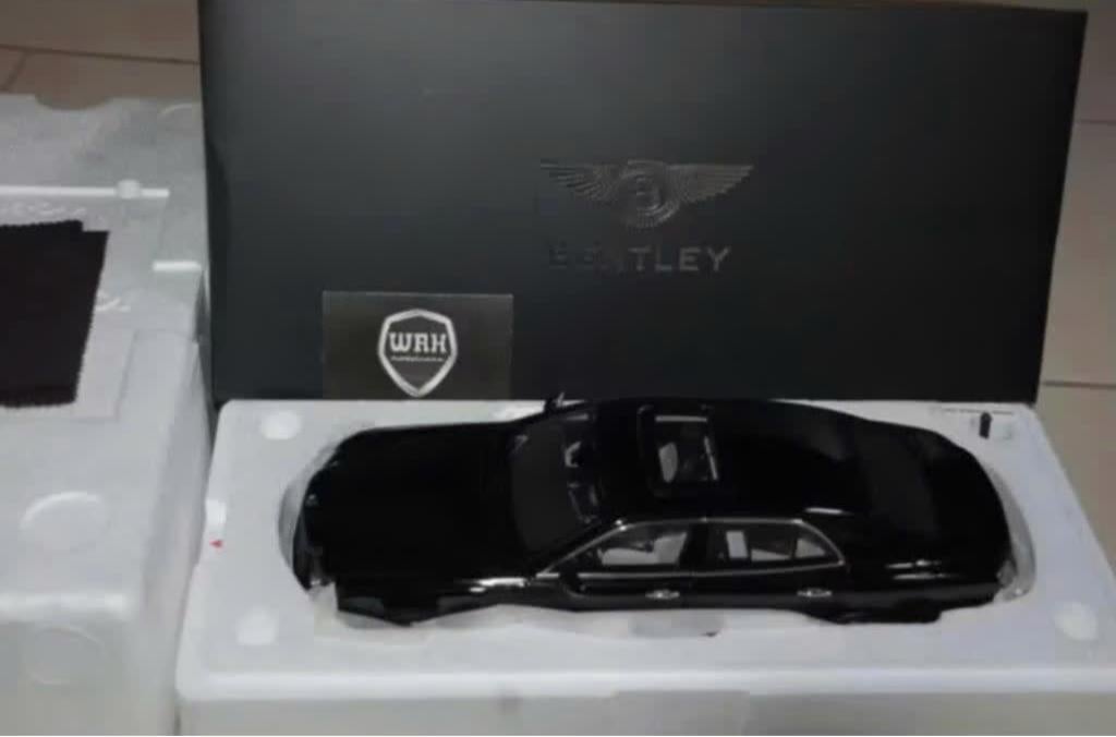 1:18 BENTLEY MULSANNE SPEED onyx black Kyosho in doos WRH, Verzenden, Zo goed als nieuw, Auto, Kyosho
